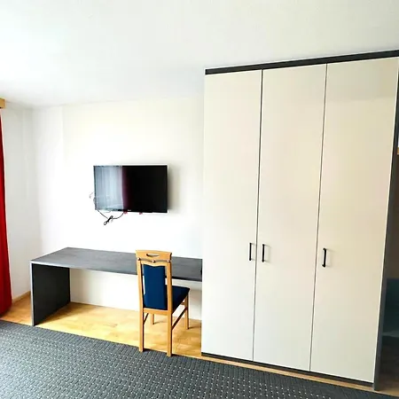 In Near Lift * Fuegen