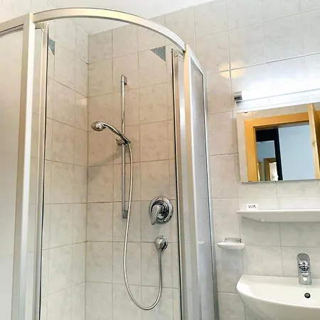 In Near Lift * Fuegen